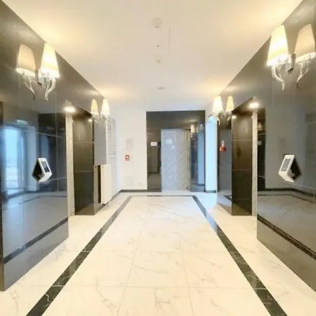 Hanza Tower Sky-20 Spa Pool & Jacussi & Sauna Apartament *