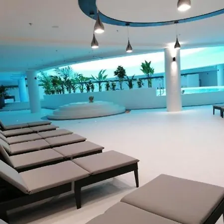 Hanza Tower Sky-20 Spa Pool & Jacussi & Sauna * Stettino