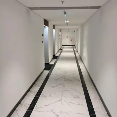 Hanza Tower Sky-20 Spa Pool & Jacussi & Sauna Appartamento *